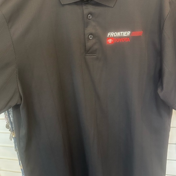 Like New Men's Charcoal Polo Golf Shirt Large - Picture 4 of 5